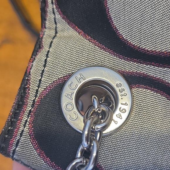 Coach Poppy Metallic Signature Slim Tote. - Picture 8 of 16